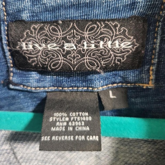 Very Nice Live a Little denim light weight jacket Size L - Picture 3 of 4